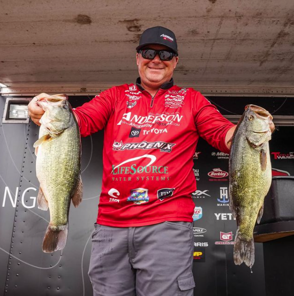 Bass fishing – Past champions Kerr and Hawk reveal thoughts on