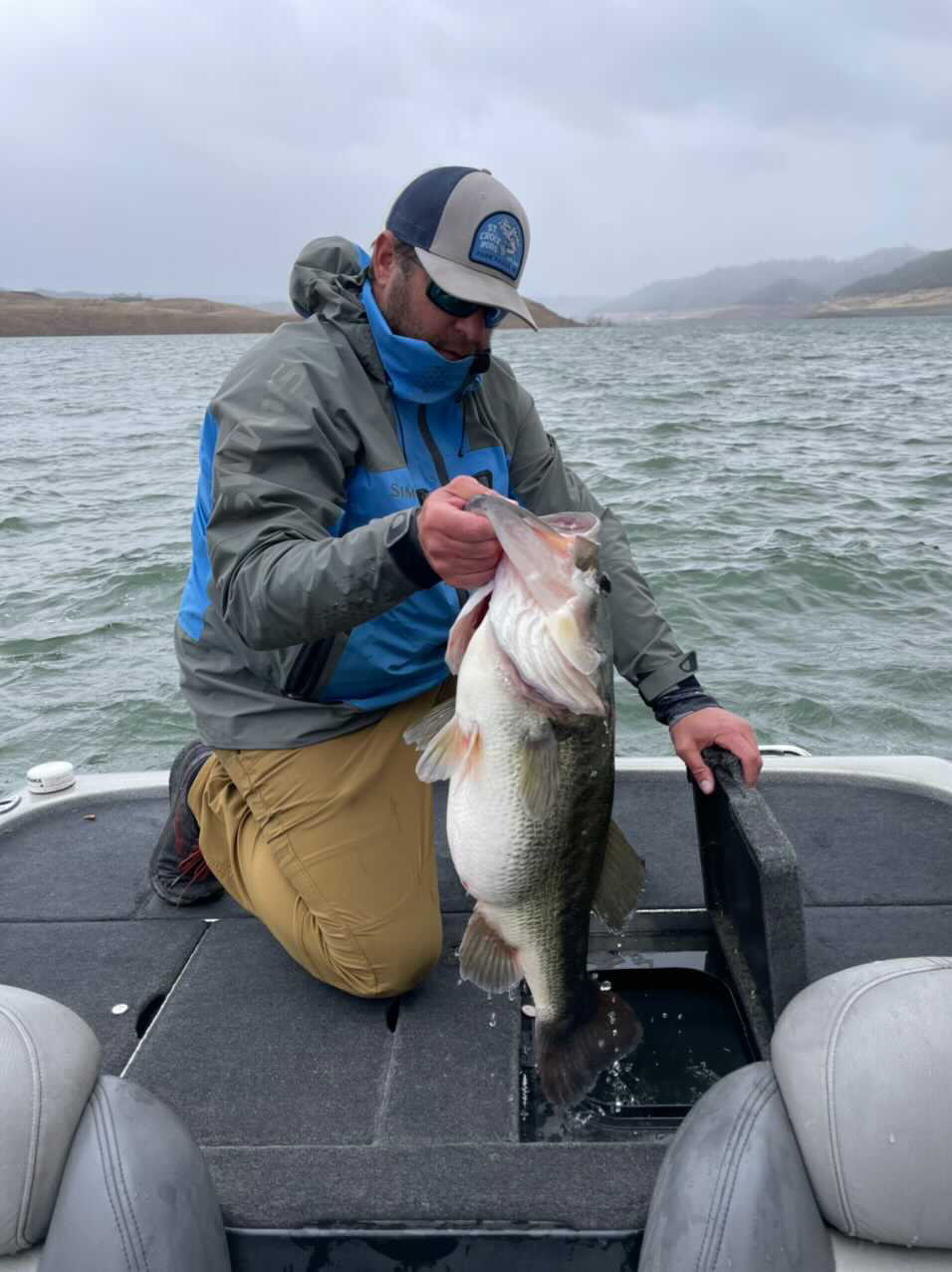 Bass Fishing – Giant new bait pays off with double-digit teener Largemouth  (photo gallery)