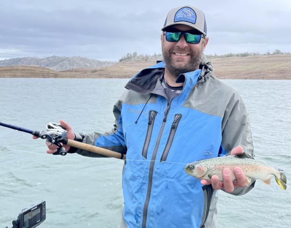 Bass Fishing – Giant new bait pays off with double-digit teener Largemouth  (photo gallery)