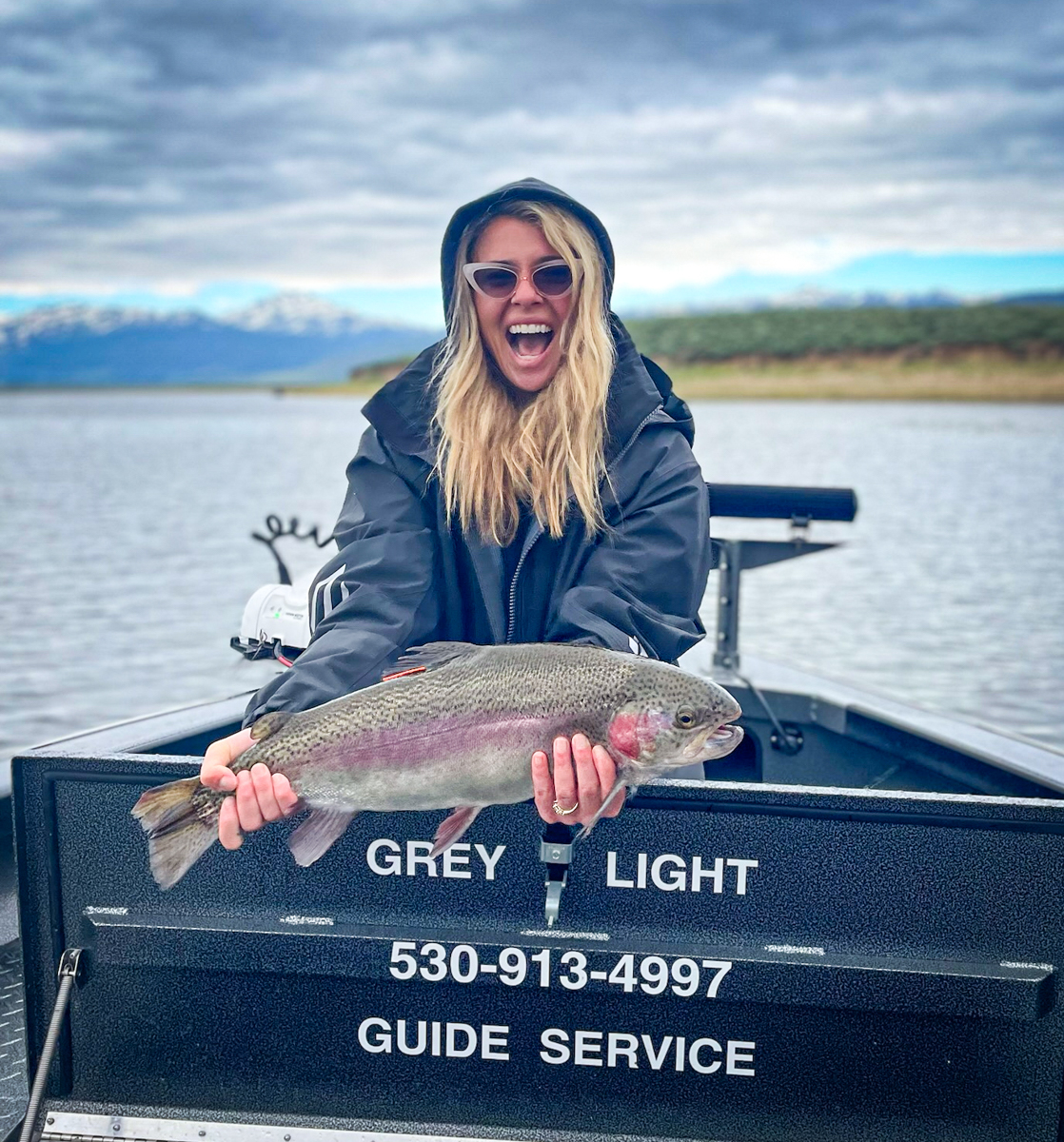 Big Sierra Trout (Fishing with mini jigs at Lundy Lake) 